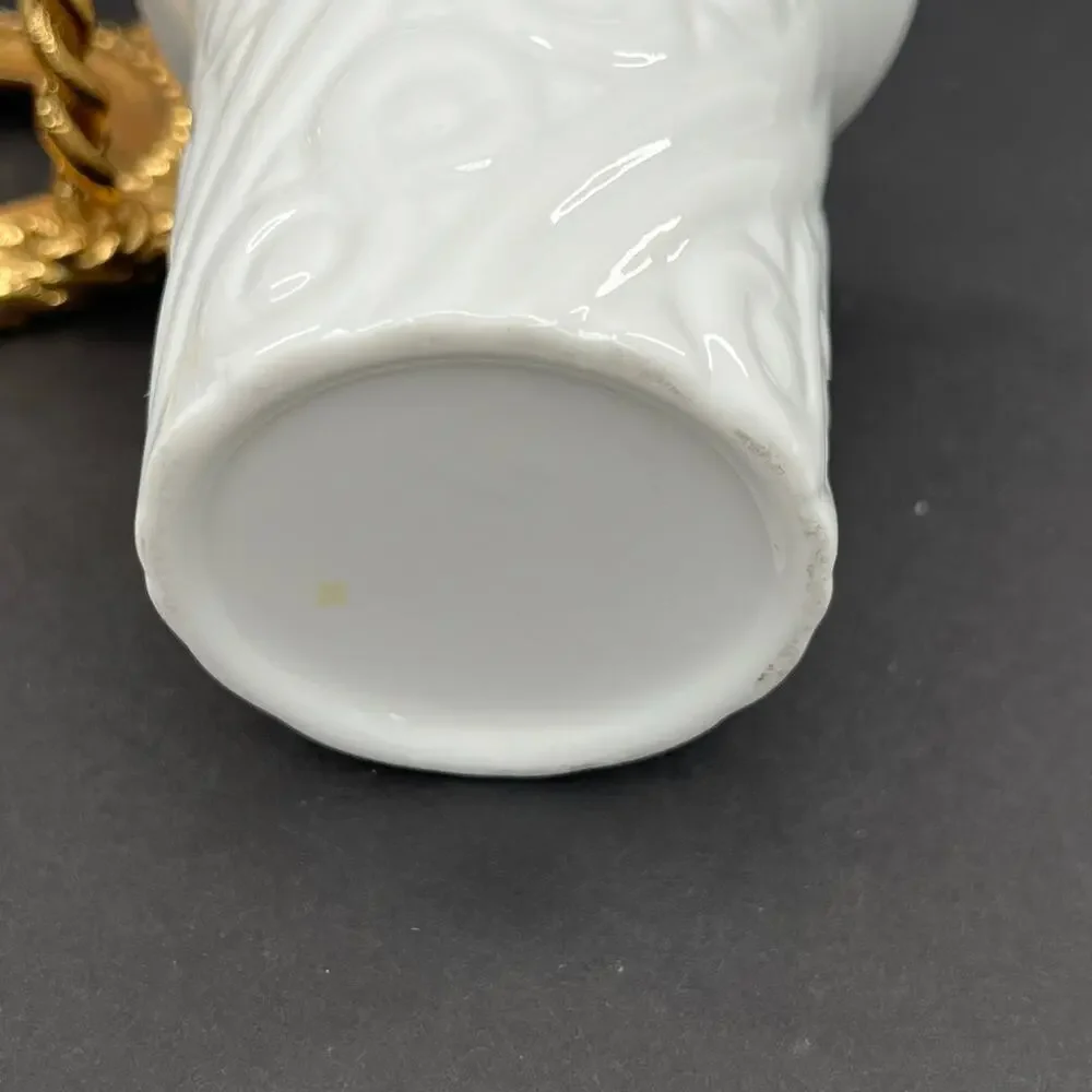 Stylebuilt Gold Plated Ormolu Porcelain Tassel Soap Dish and Toothbrush Holder